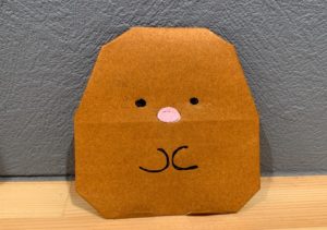 折り紙 すみっこ ぐらし スッキリ 折り紙すみっこぐらし スマホスタンド 携帯スタンド I Made A Sumikkogurashi Mobile Stand With Origami